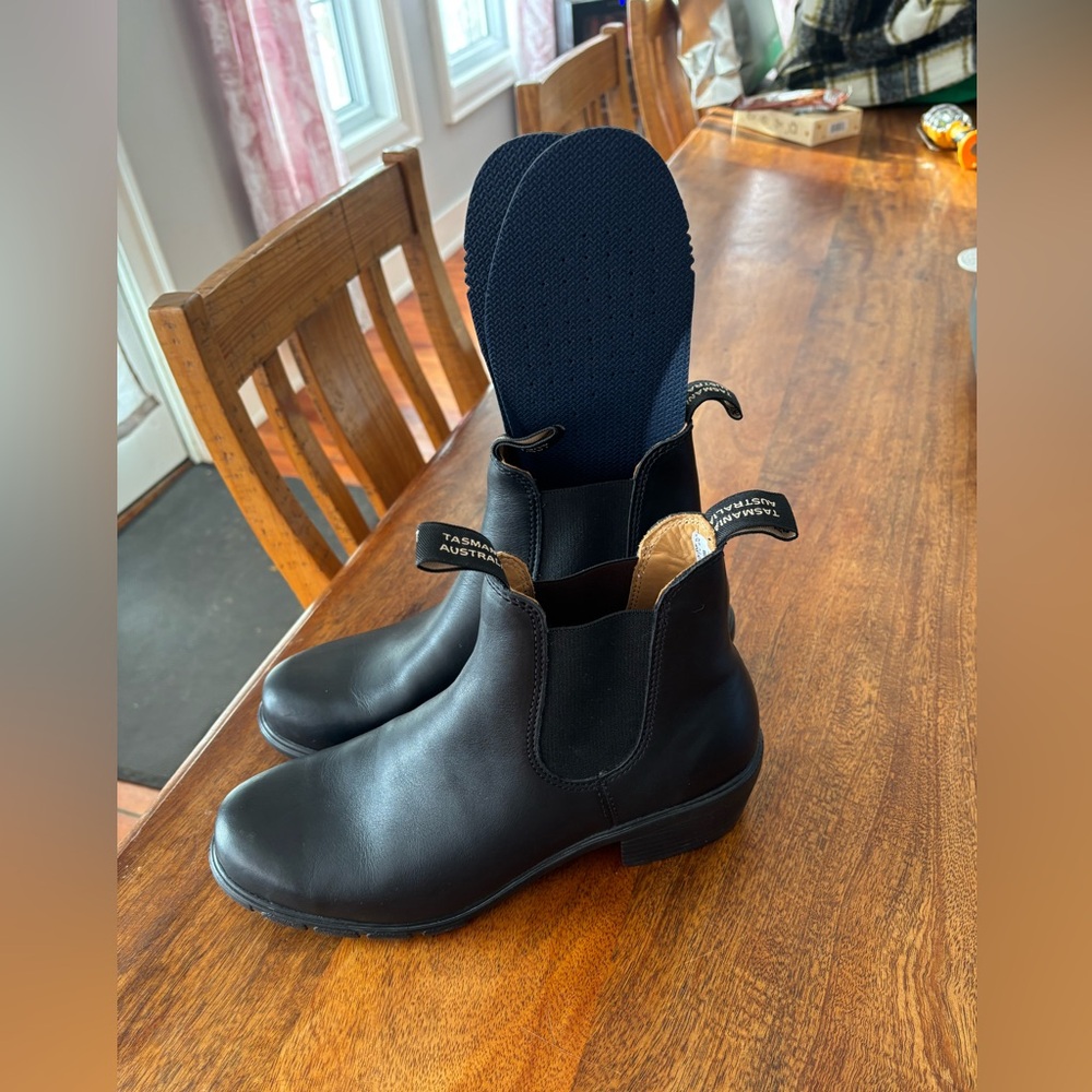 Style 1671 SizeUS11/Aussie 8